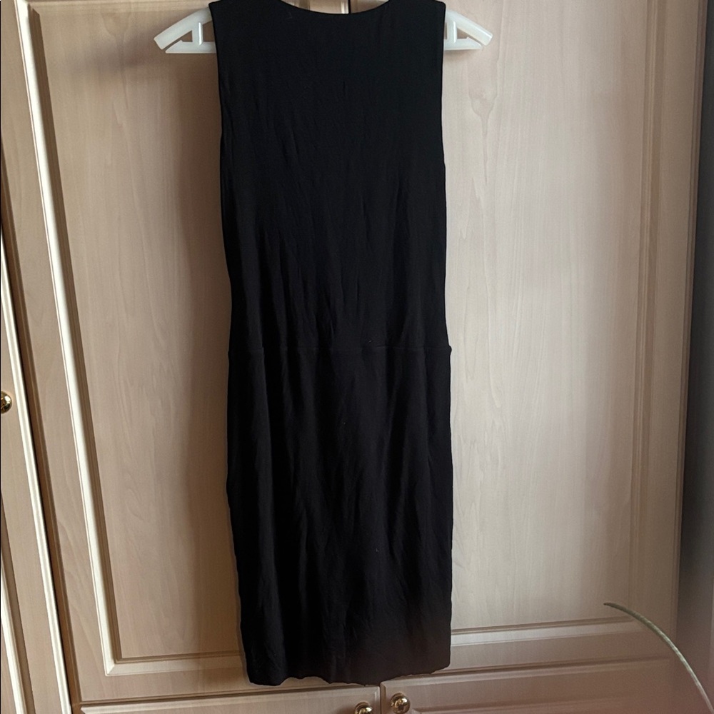 Bailey 44 Black Midi Dress with pleating like new. No tags - Picture 7 of 11